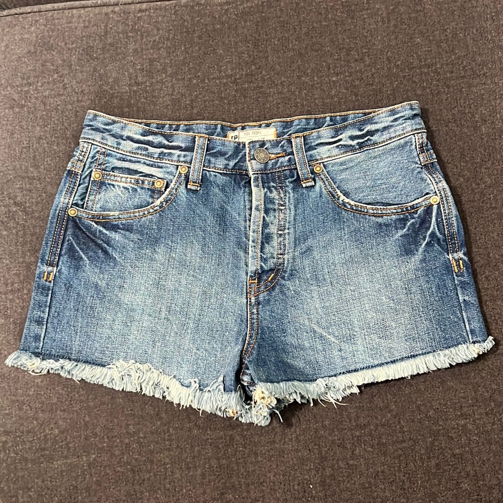 Free People short sz 26